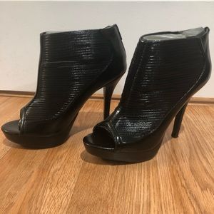 Carlos Santana: Rome Black Platforms Heels Shoes